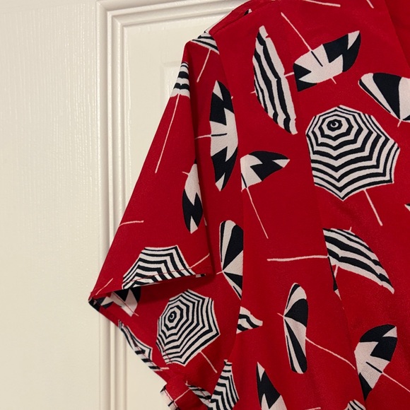 Talbots 14P Red Beach Umbrella Print V Neck Short Sleeve Fit Flare Midi Dress - Picture 7 of 9